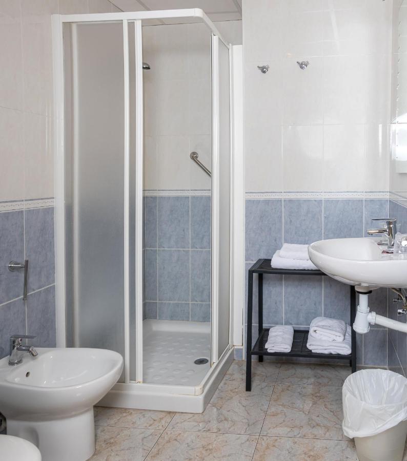 Hostal El Trillero Alcañiz Екстериор снимка